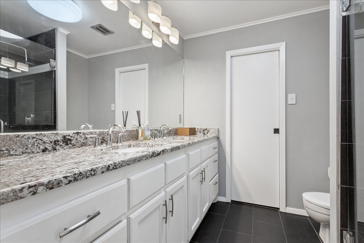 2649 Woodmont Circle