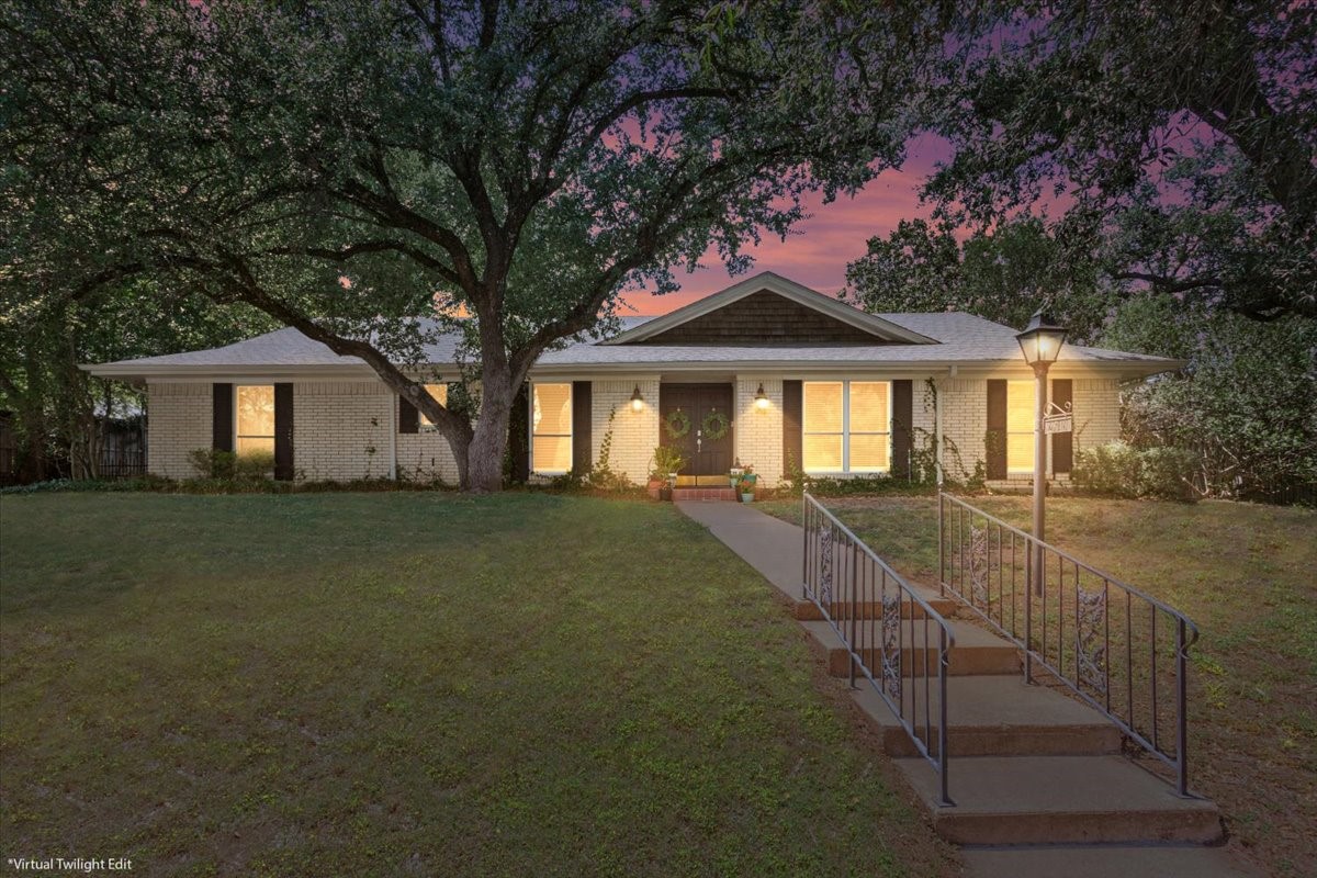 2649 Woodmont Circle
