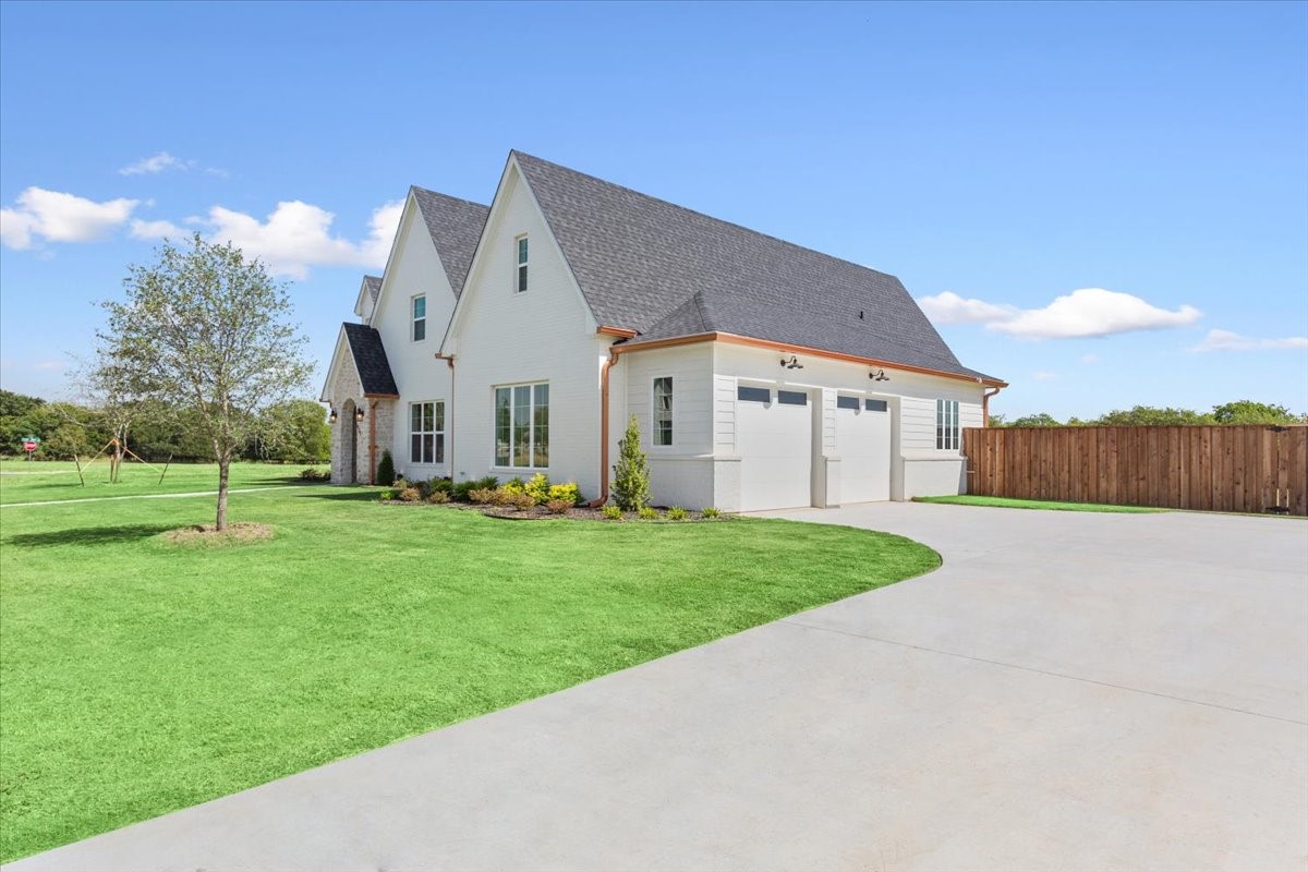 931 Fawn Drive