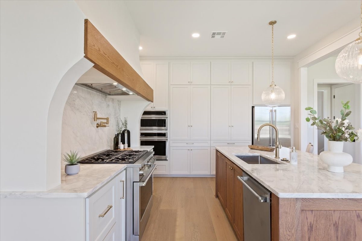 931 Fawn Drive