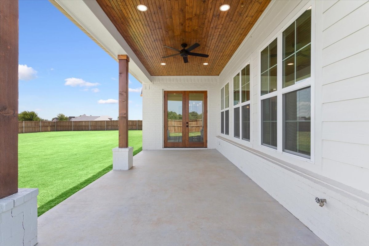 931 Fawn Drive