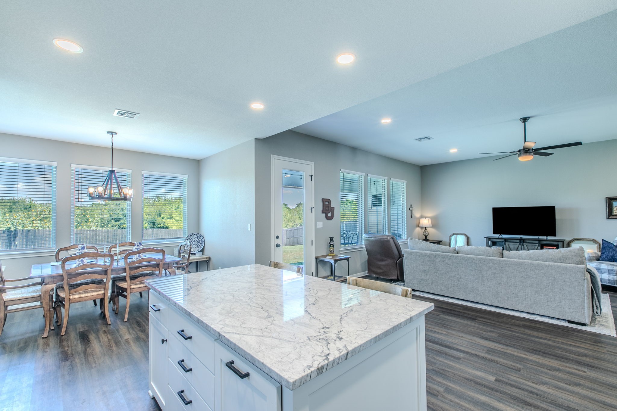 5305 Black Horse Court