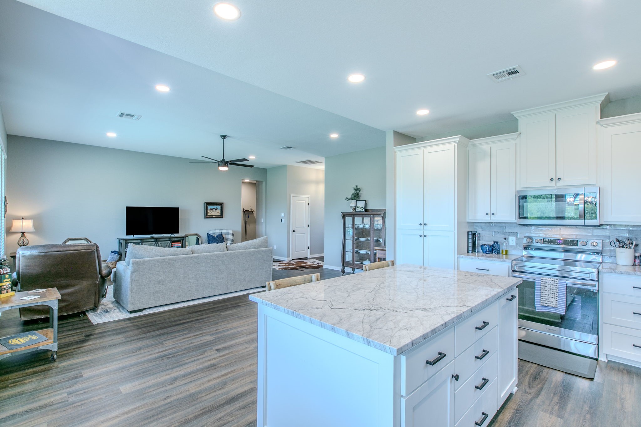5305 Black Horse Court