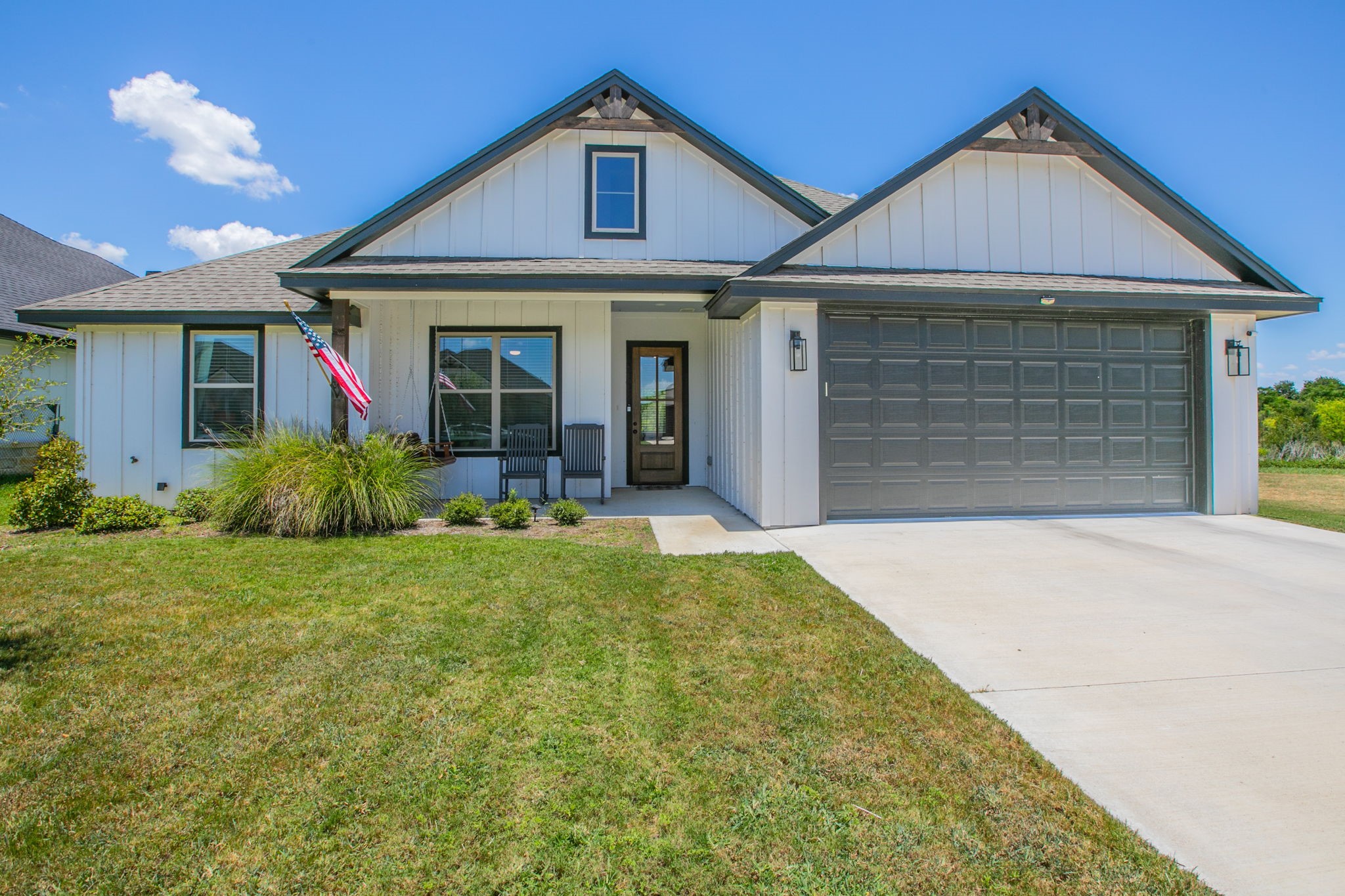 5305 Black Horse Court