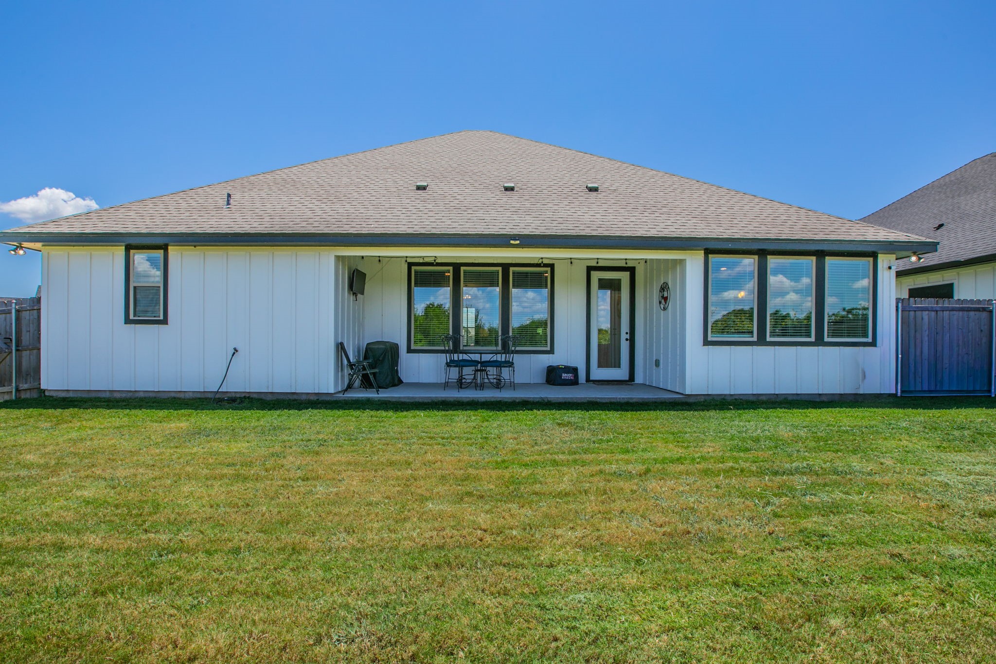 5305 Black Horse Court