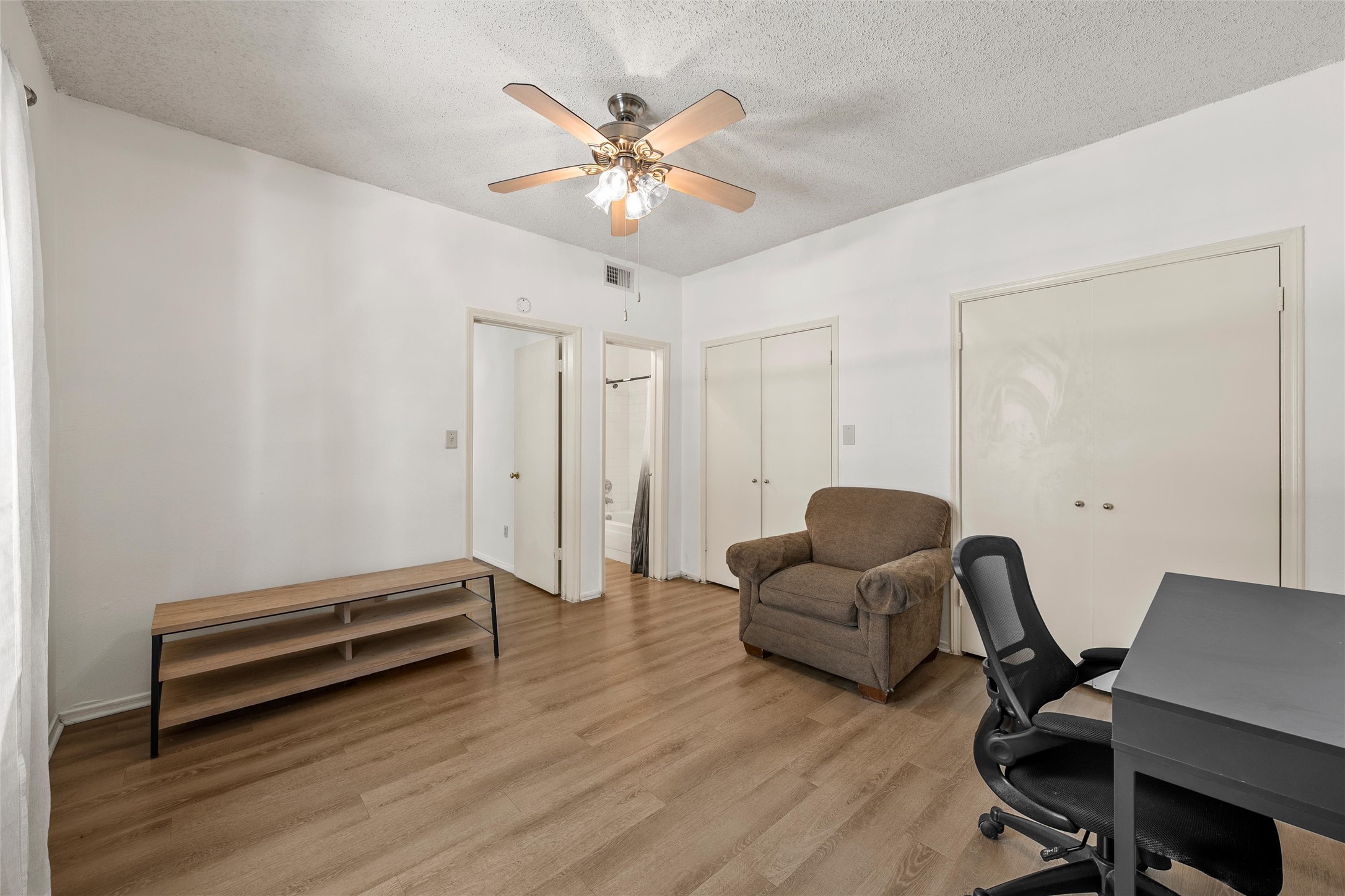 600 Bagby Avenue 7A
