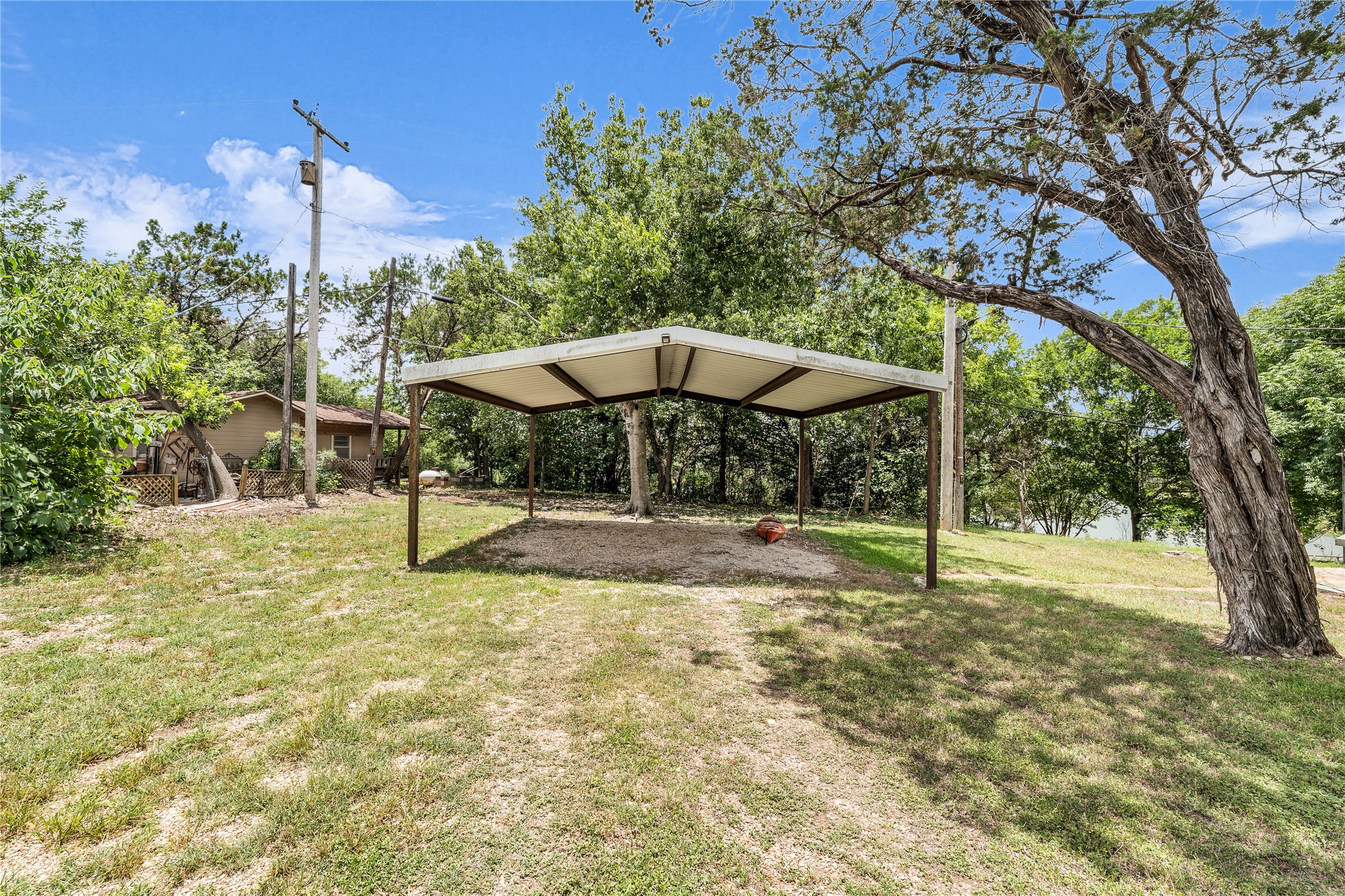 279 County Road 1710