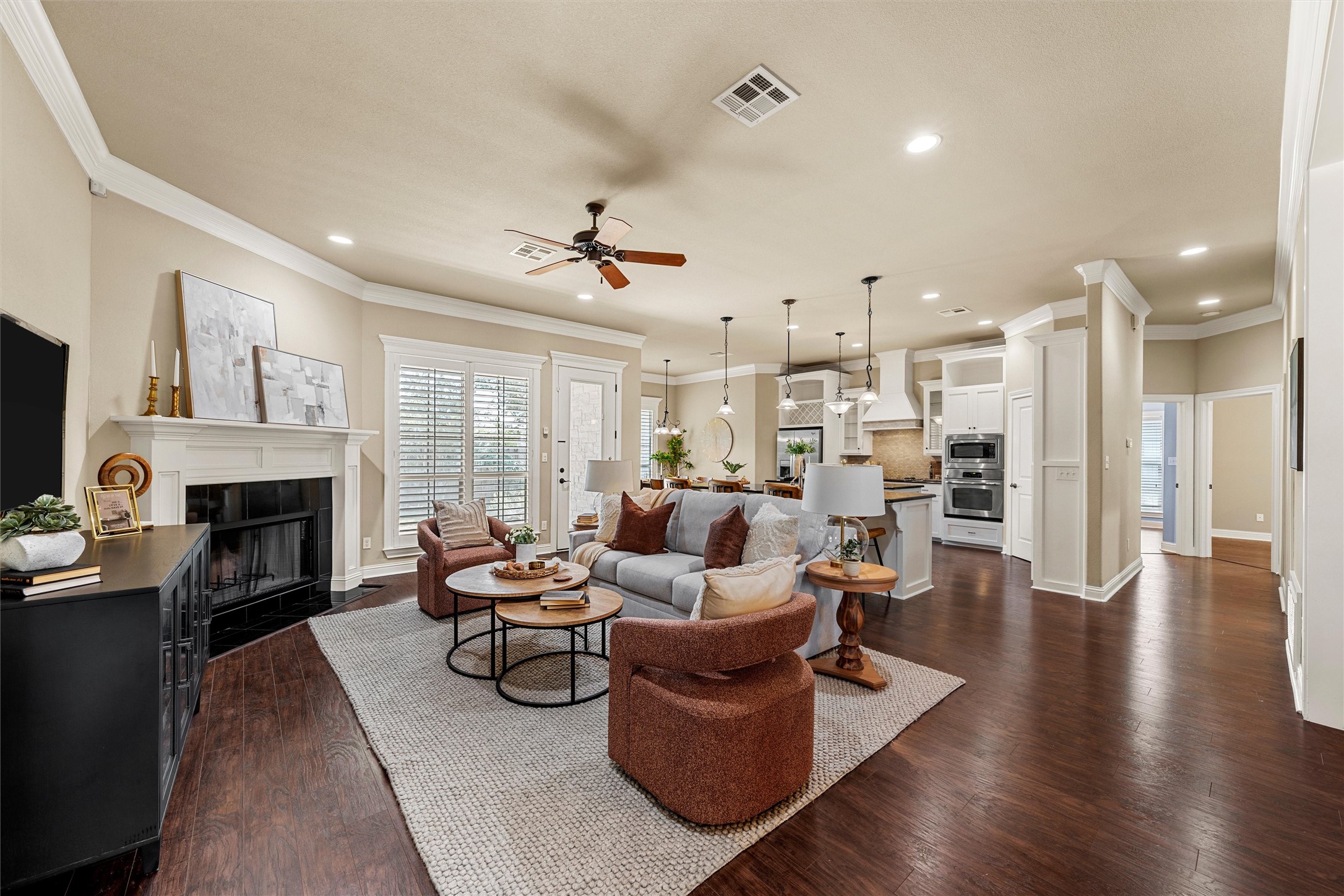 337 Edinburgh Lane