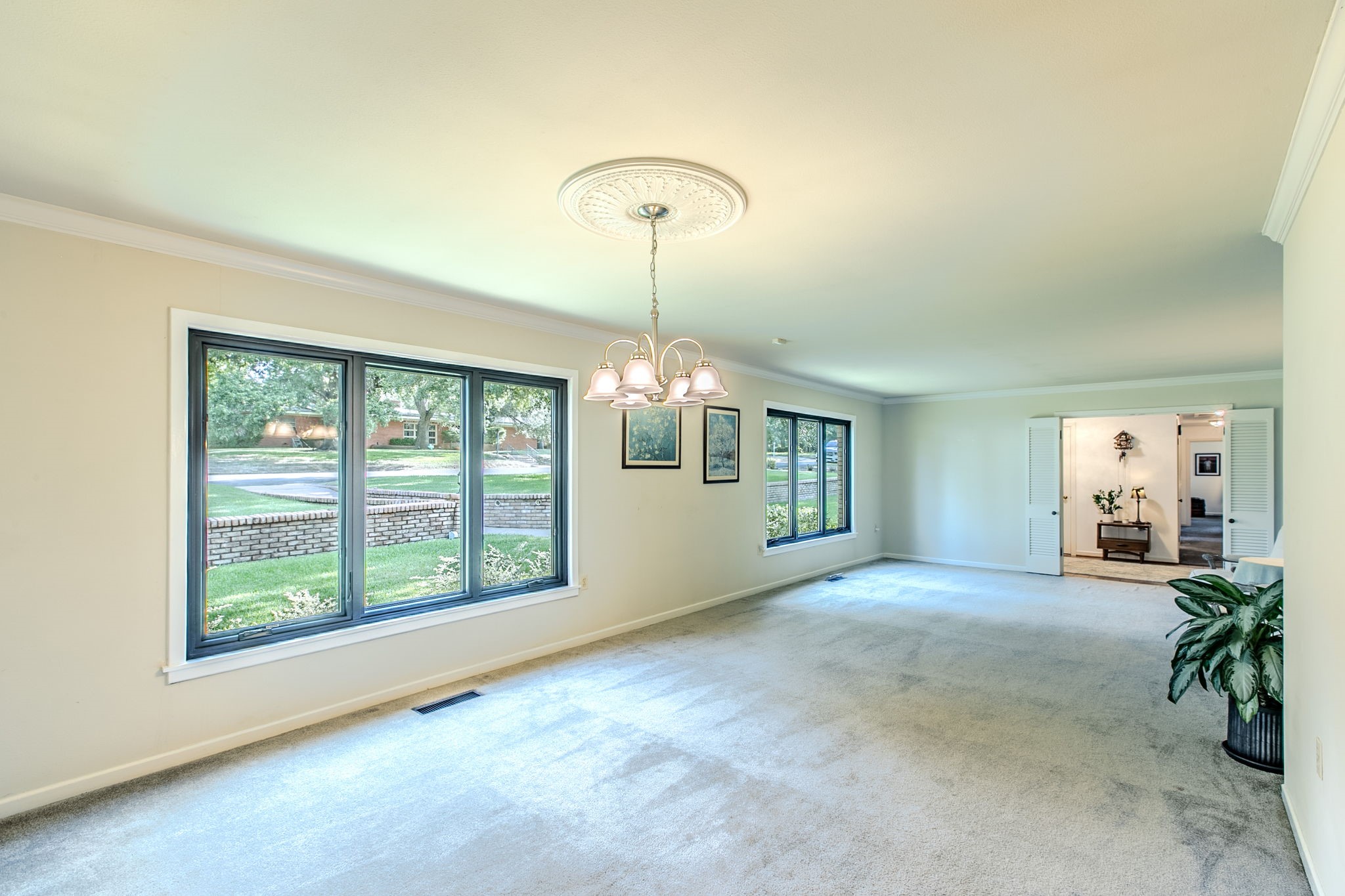 4936 Ridgeview Drive