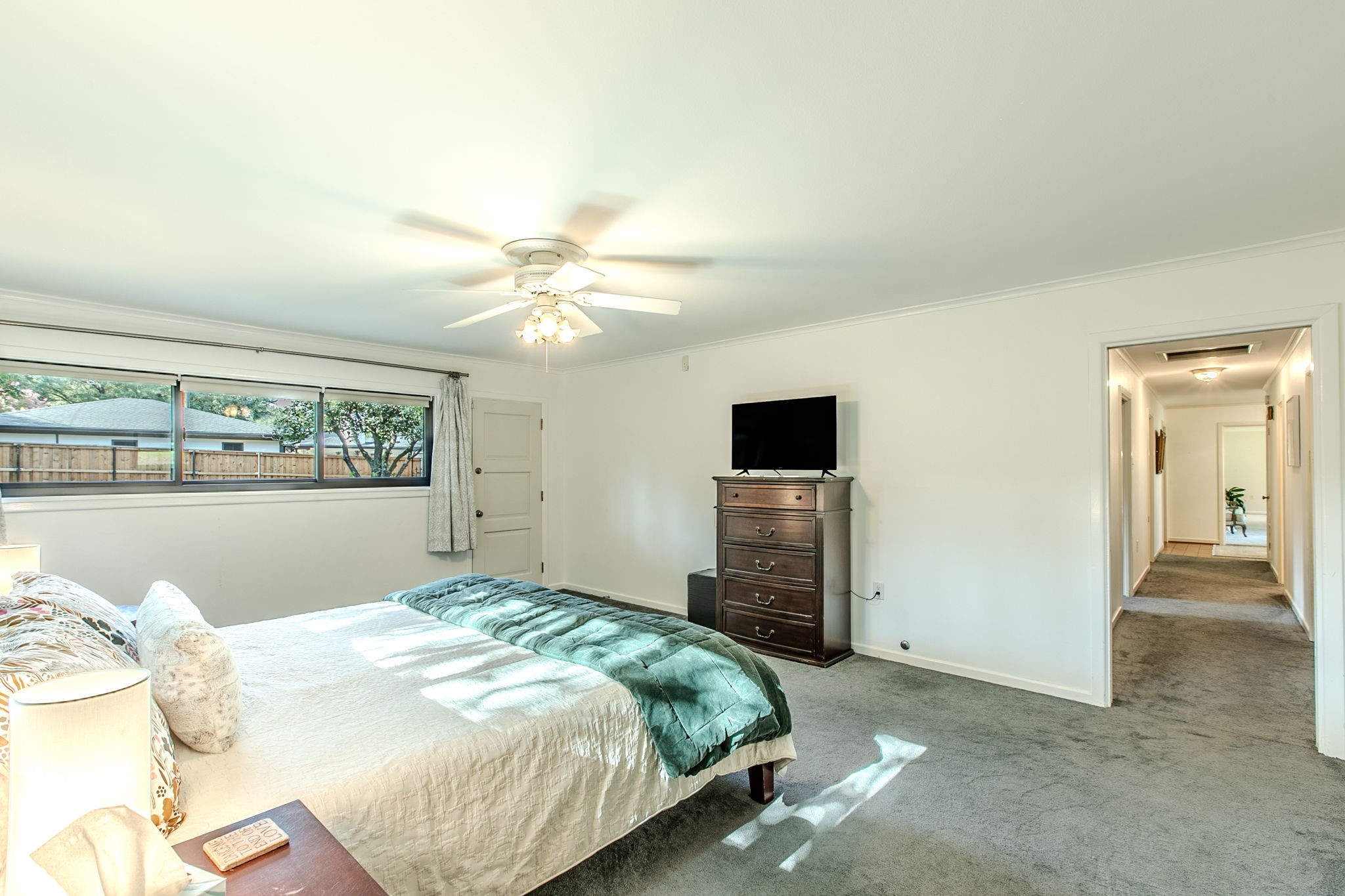 4936 Ridgeview Drive