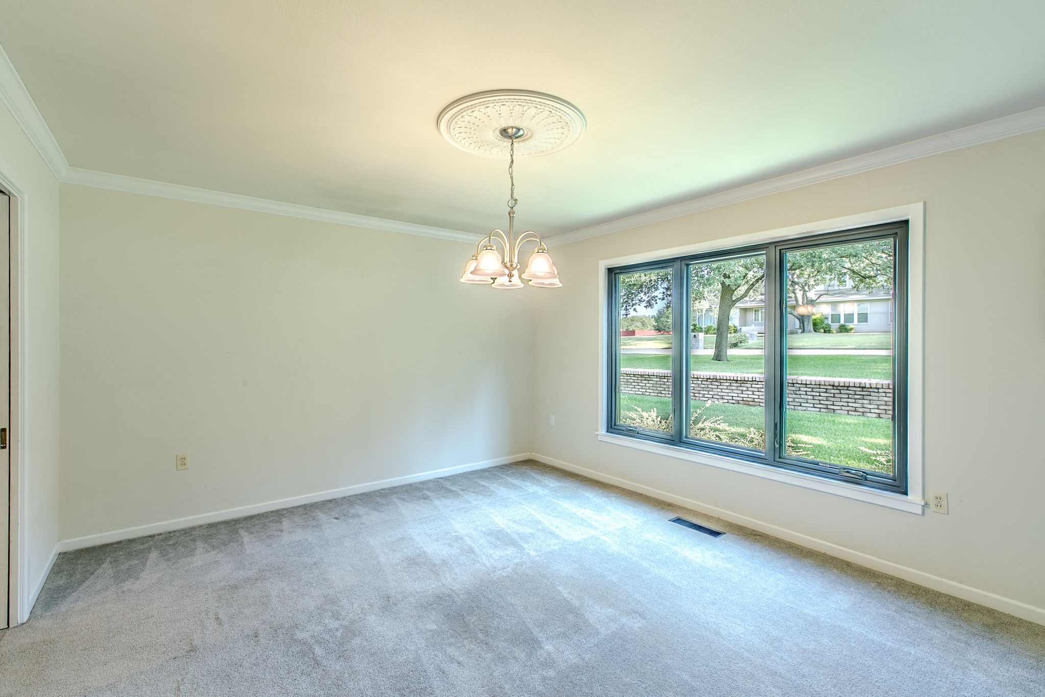 4936 Ridgeview Drive