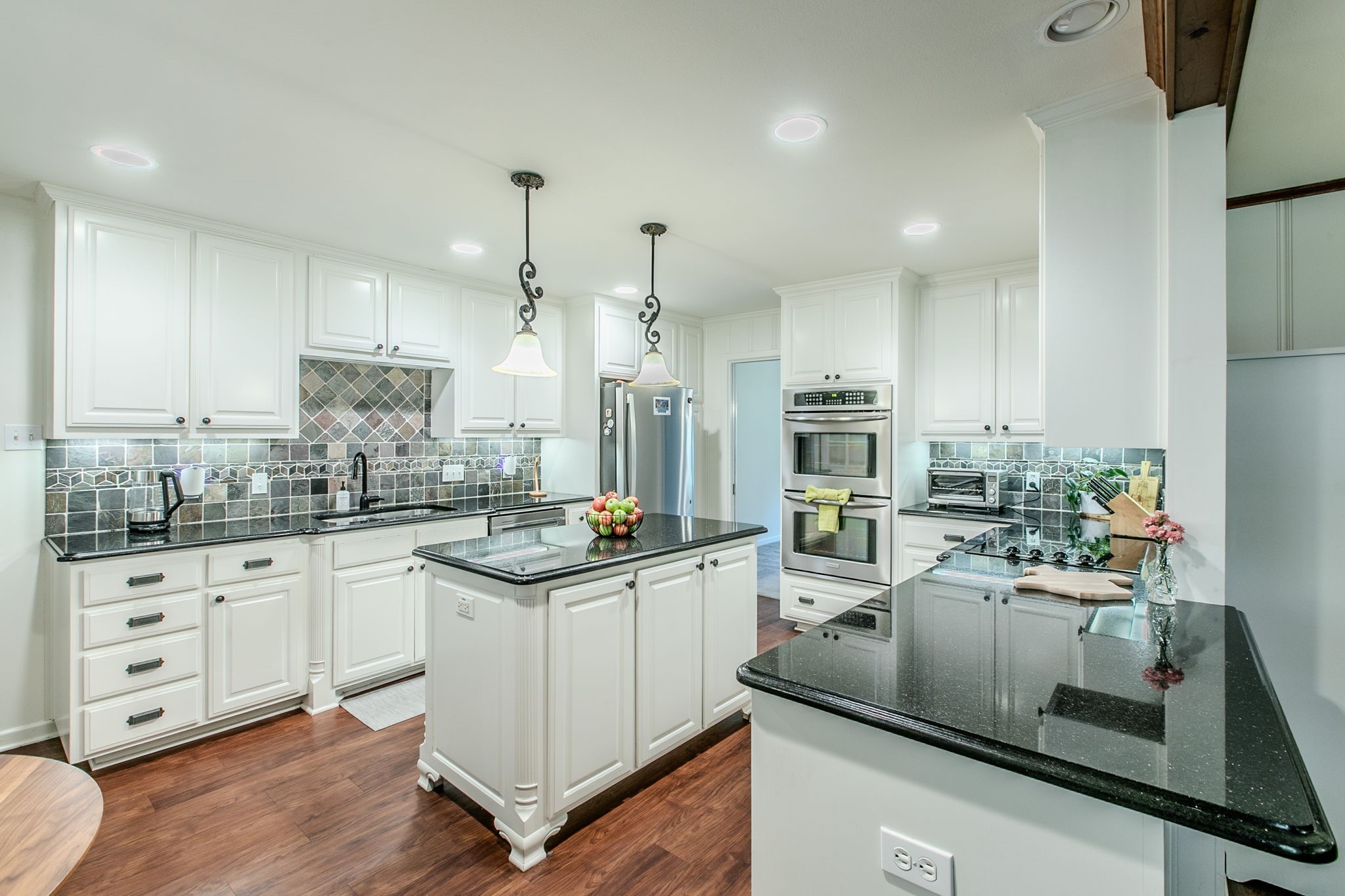 4936 Ridgeview Drive