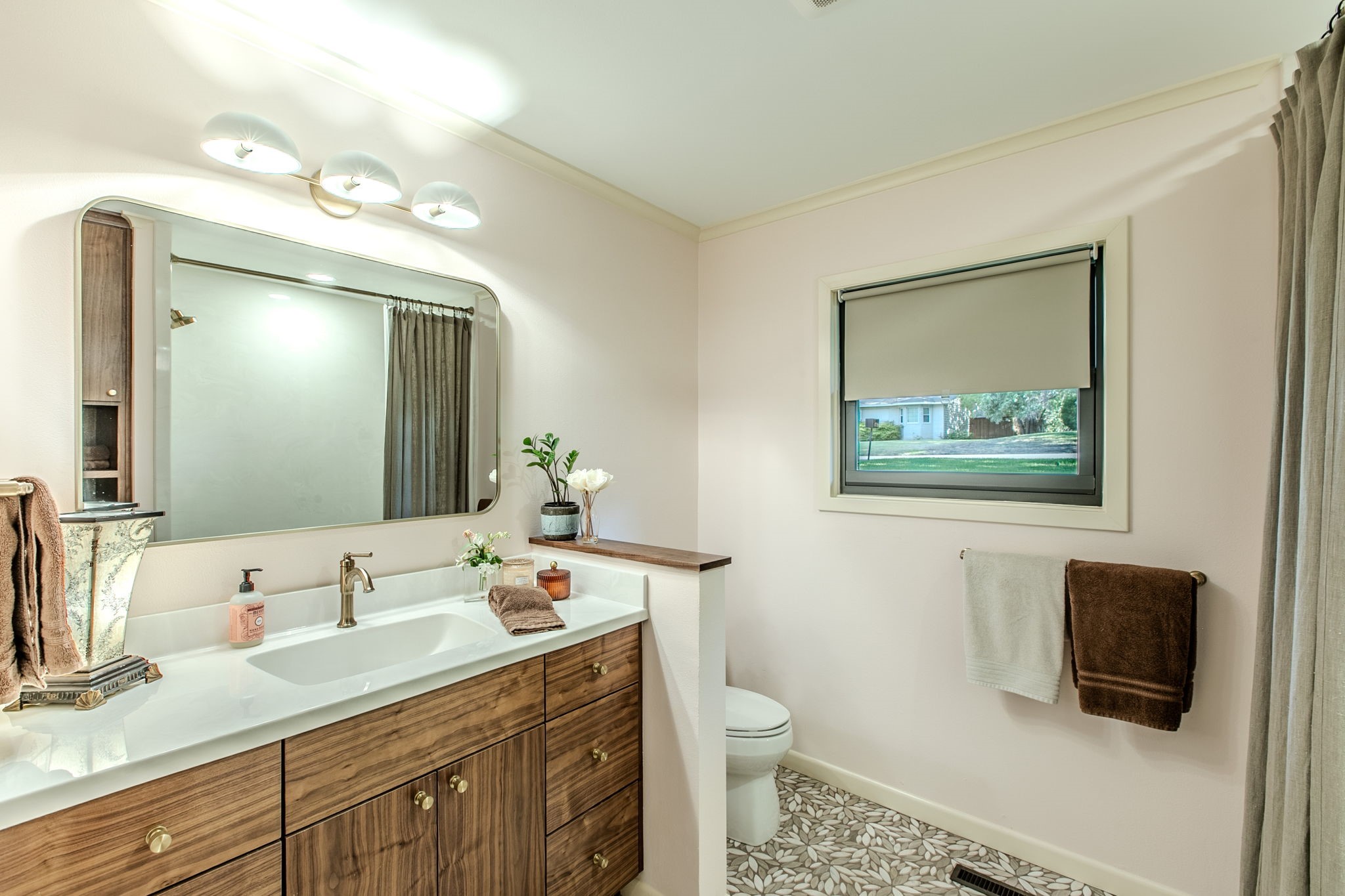 4936 Ridgeview Drive
