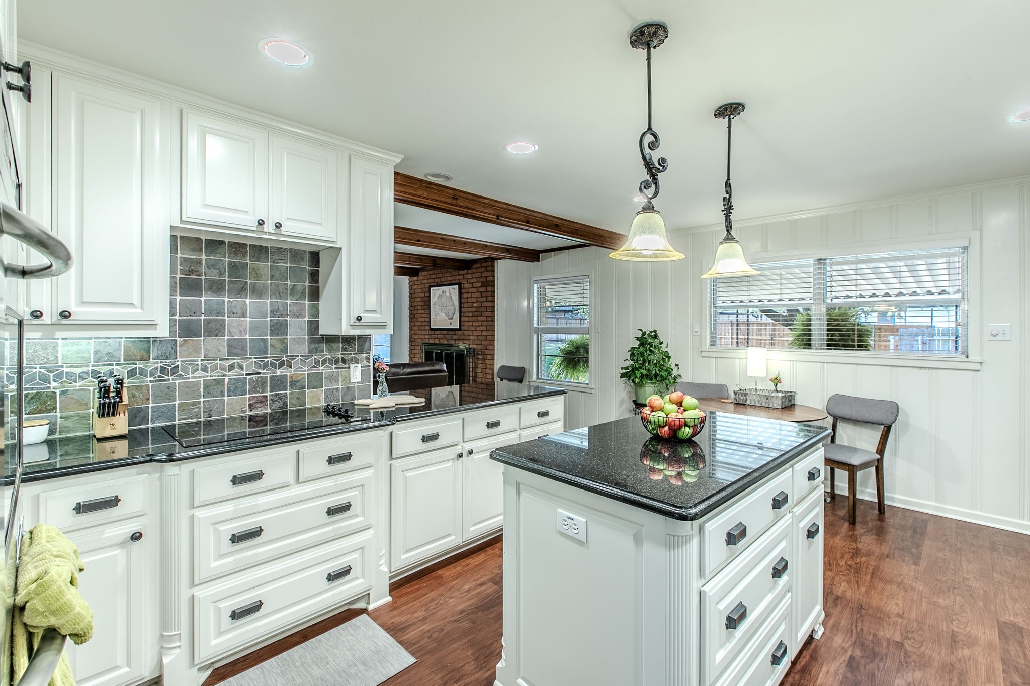 4936 Ridgeview Drive