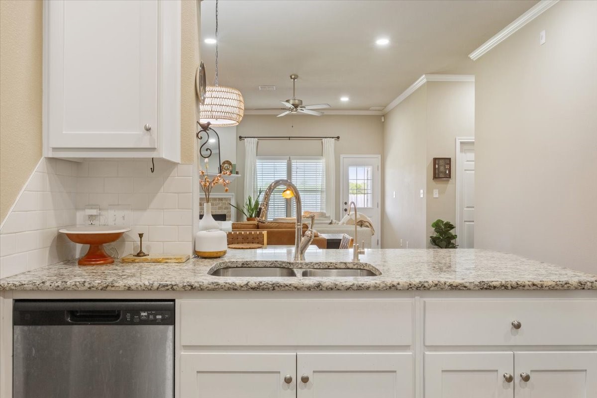 2518 Yoder Lane