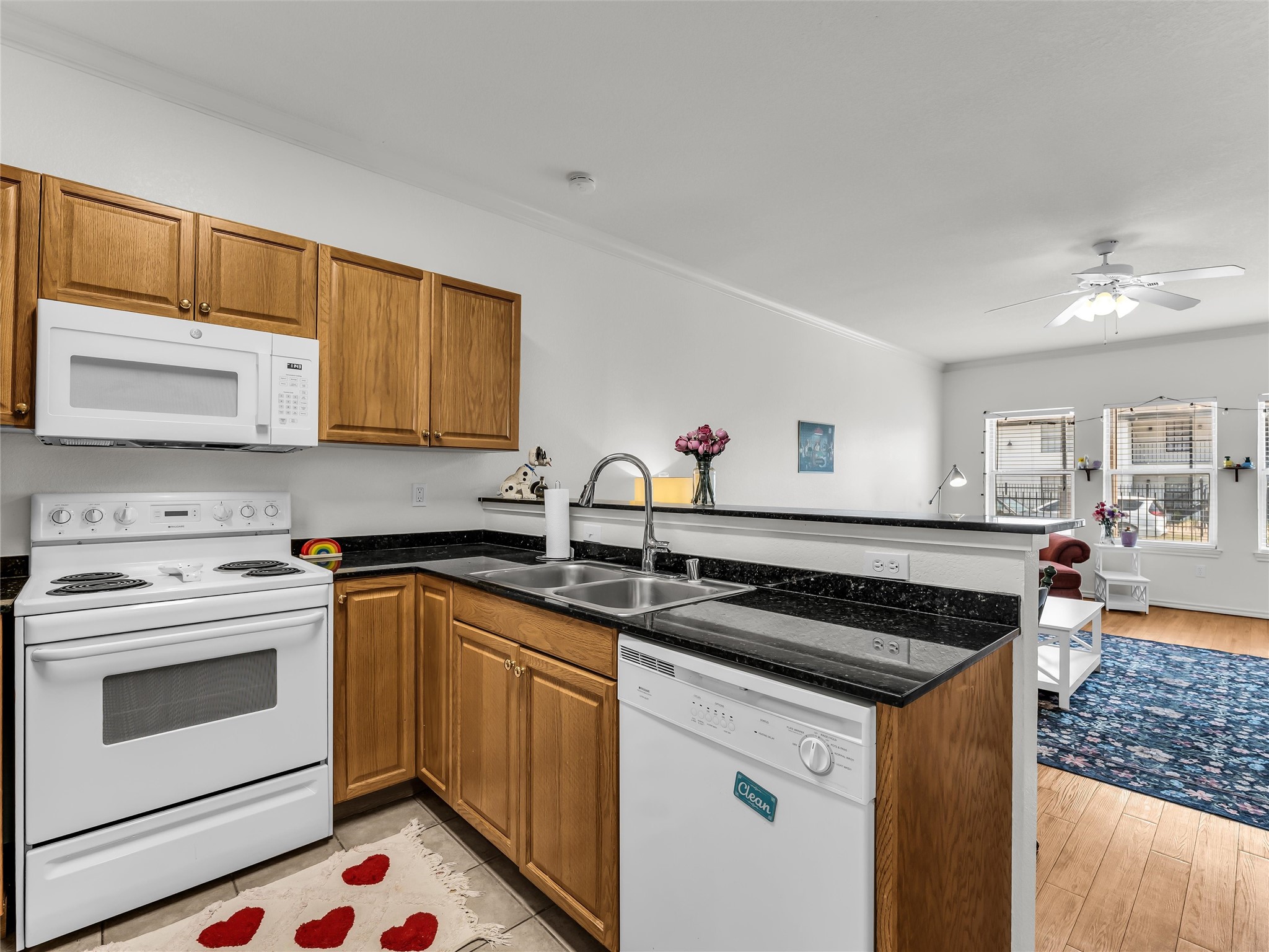 1401 Bagby Avenue 2