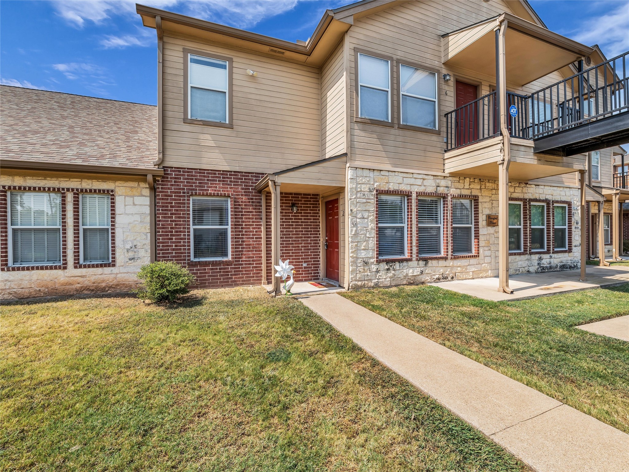 1401 Bagby Avenue 2