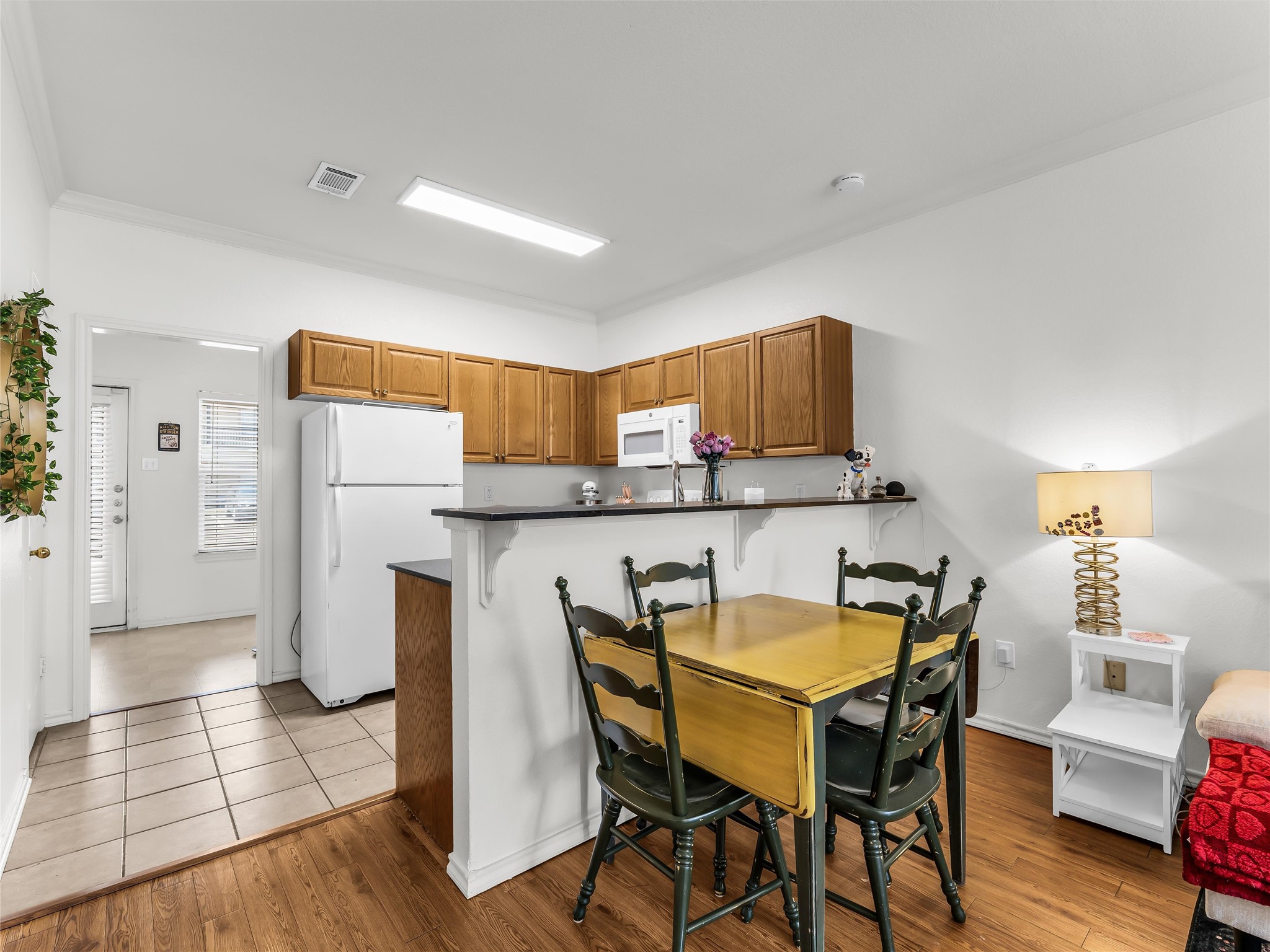 1401 Bagby Avenue 2