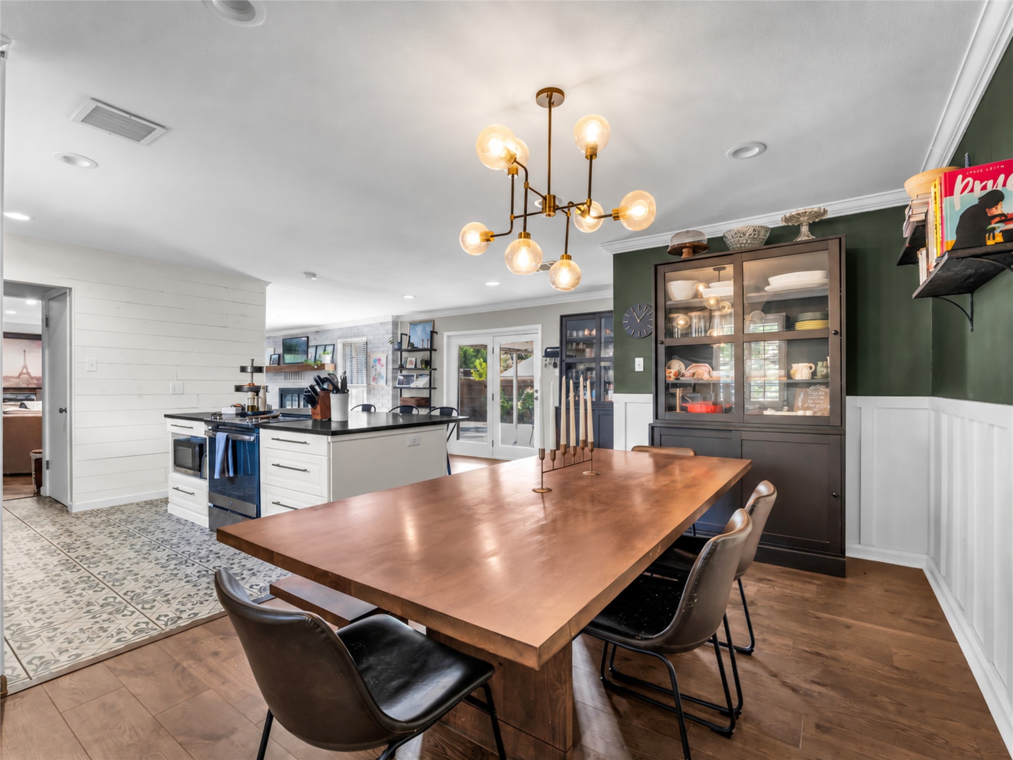 1007 Melrose Drive