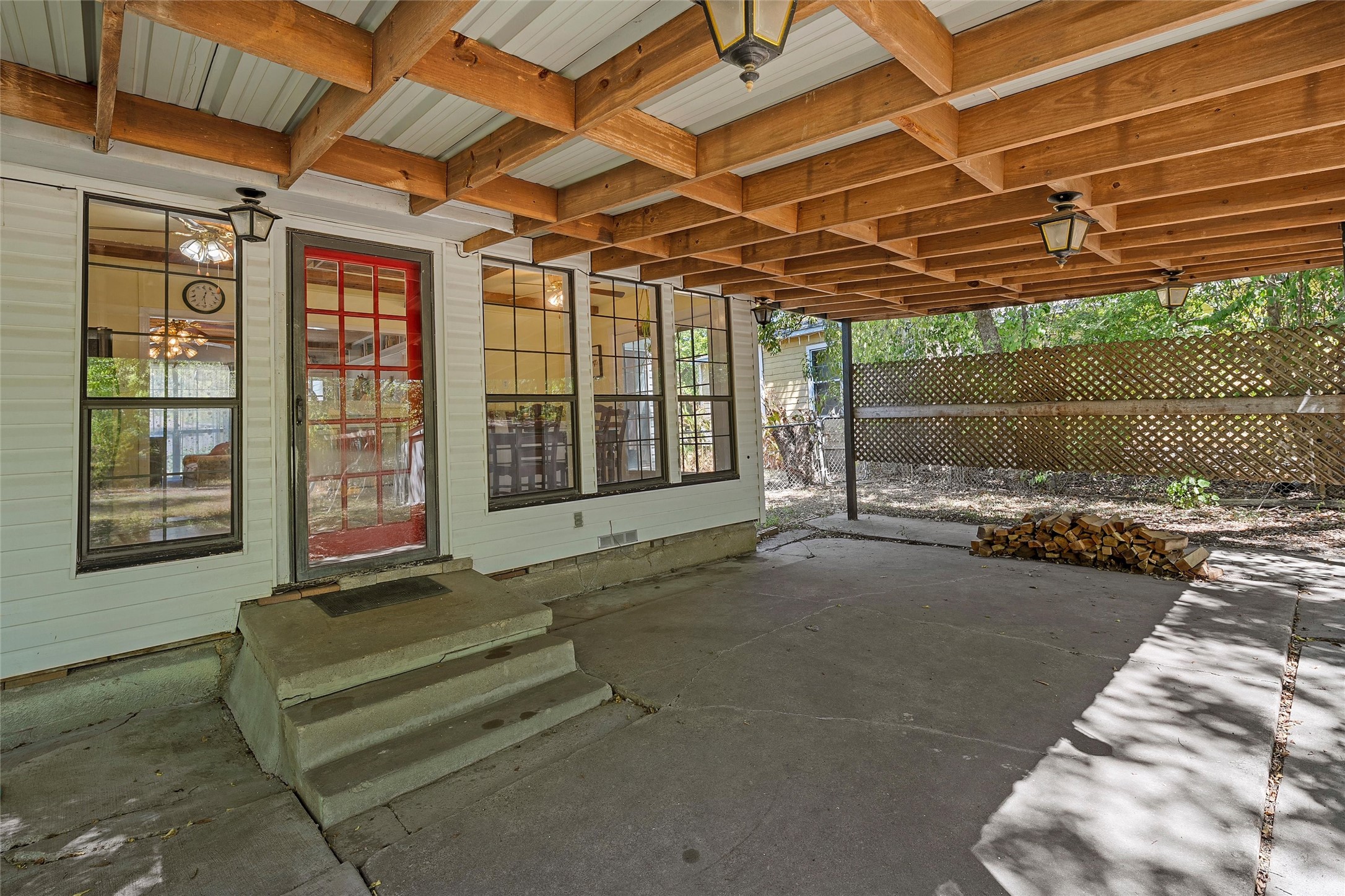 3512 Sleeper Avenue