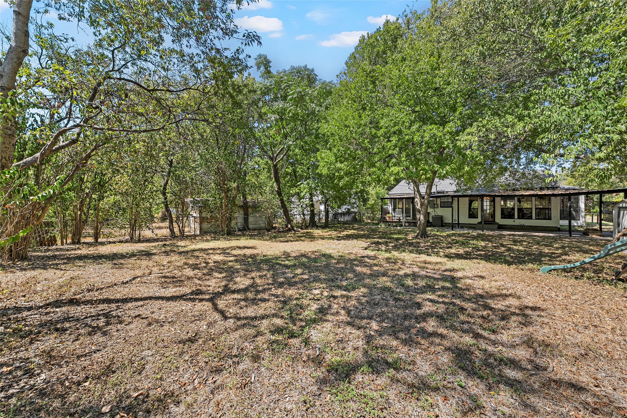 3512 Sleeper Avenue