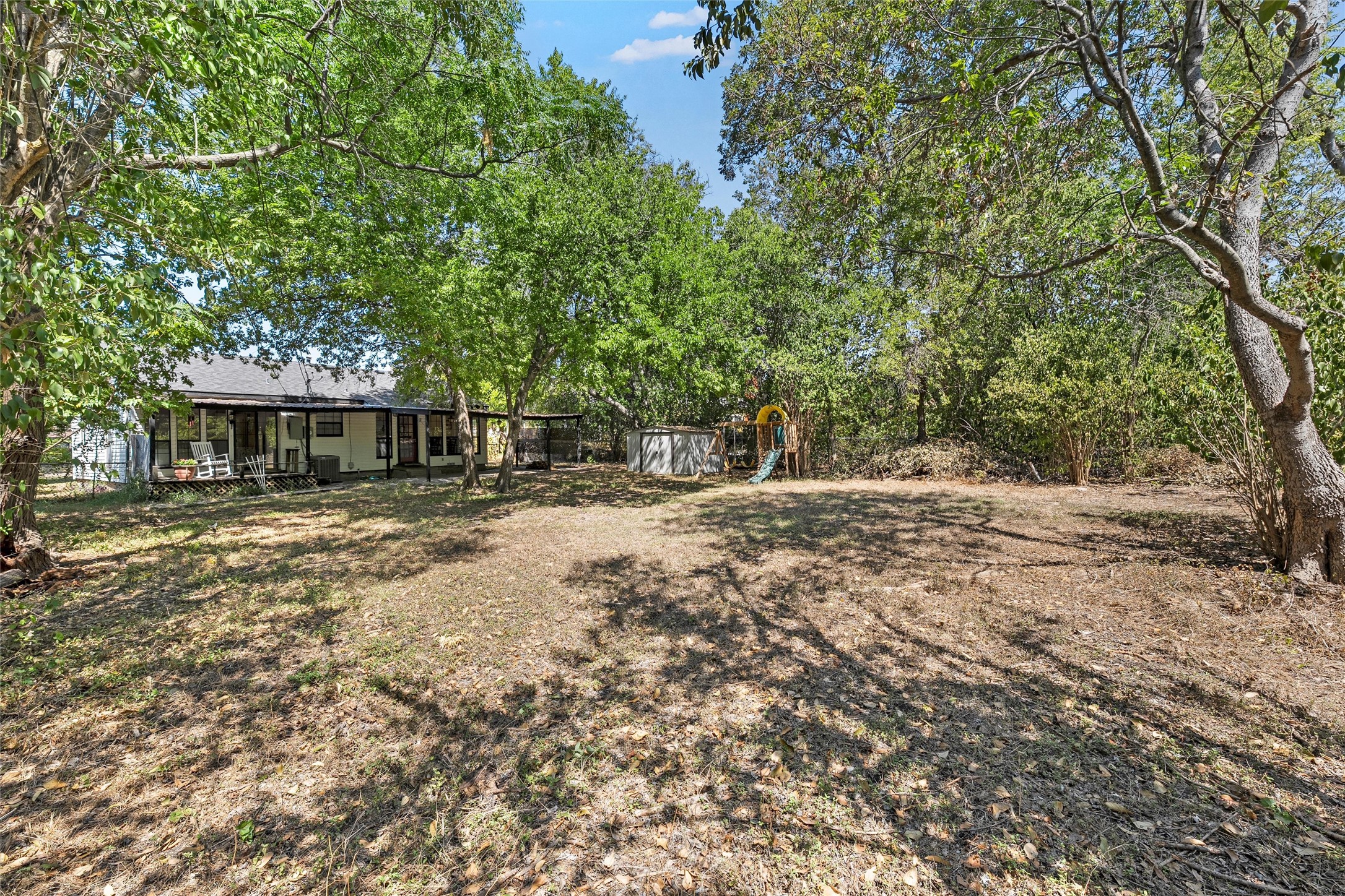 3512 Sleeper Avenue