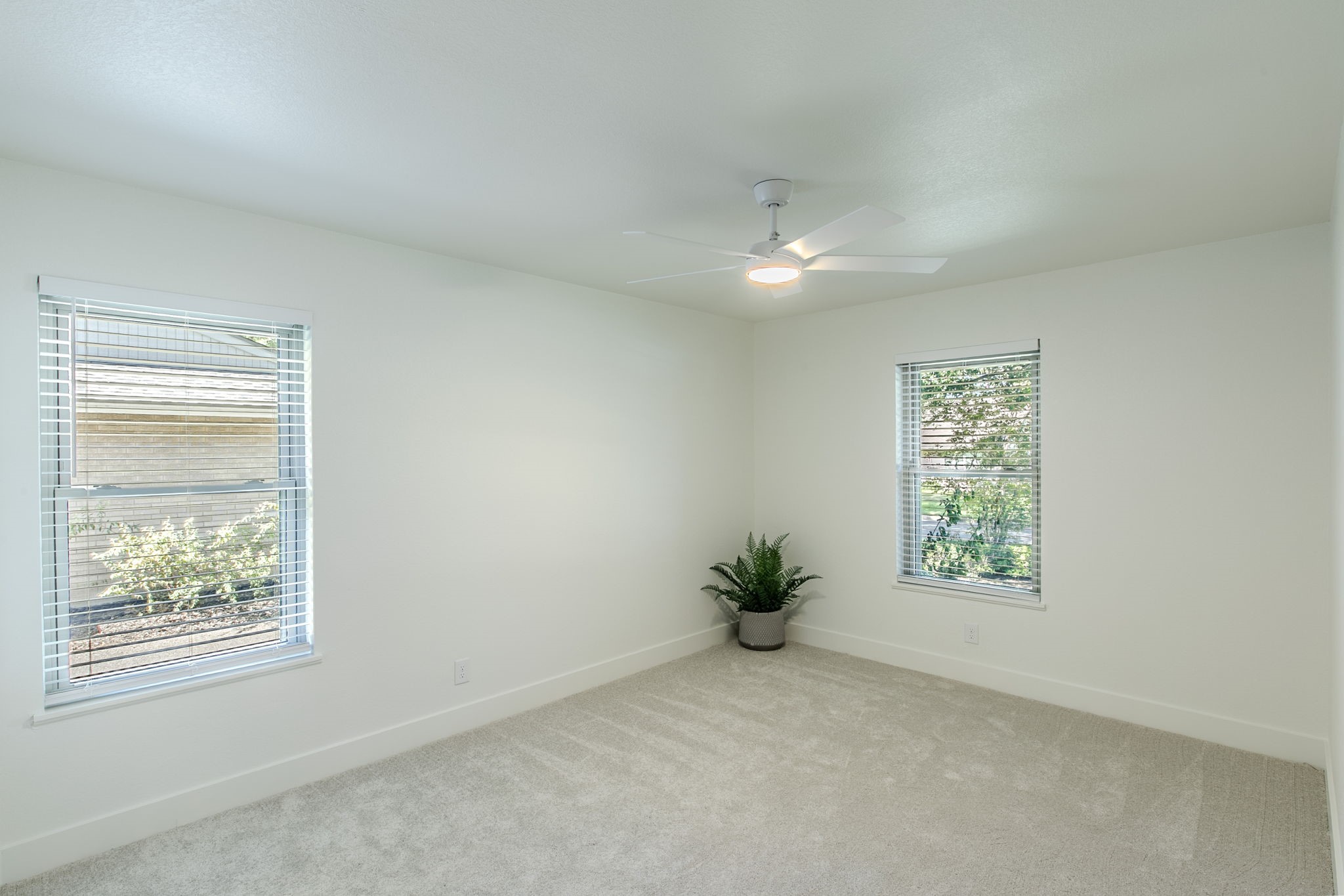 5220 Lake Charles Drive