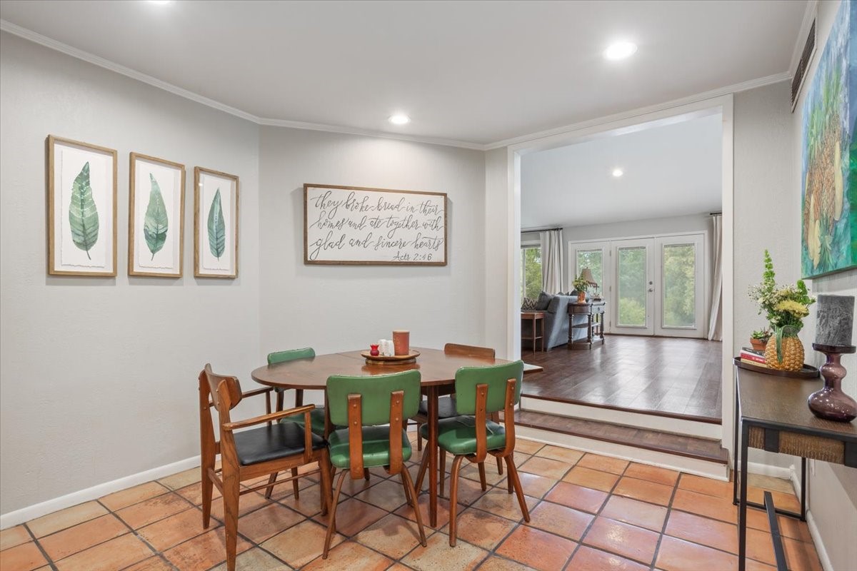 2424 Richards Drive