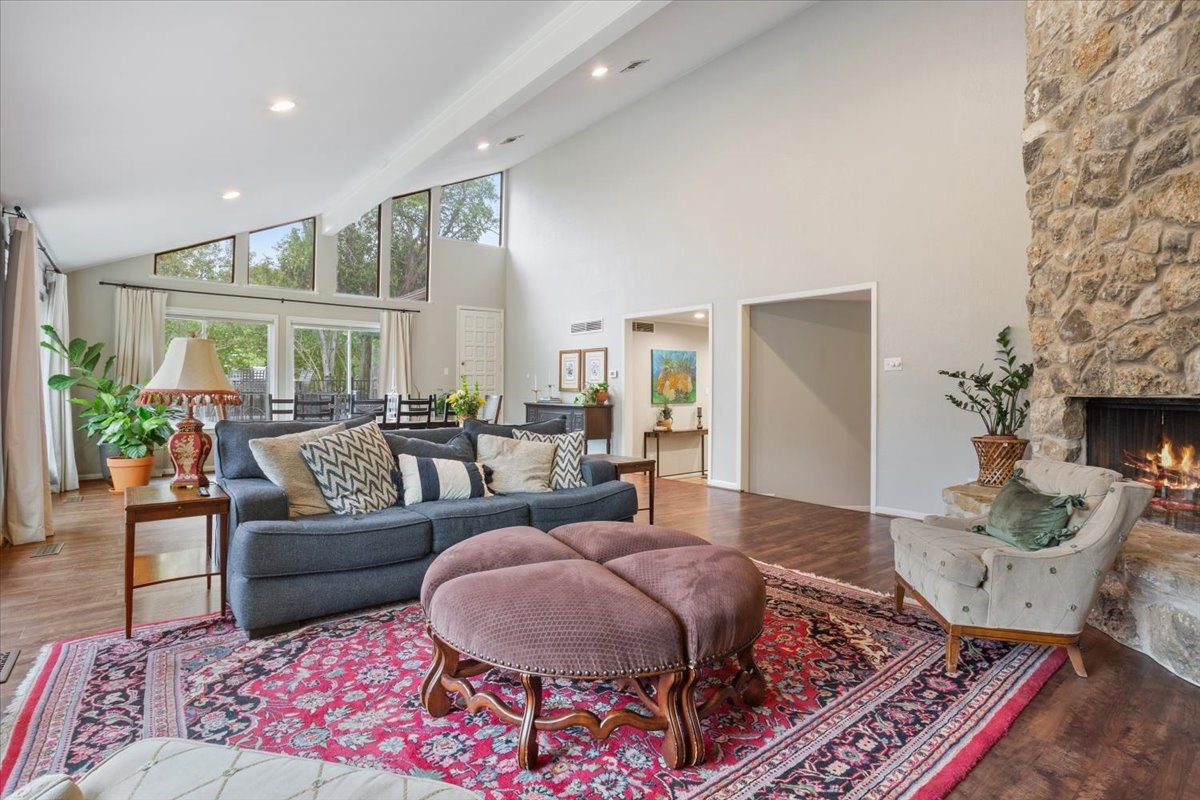 2424 Richards Drive