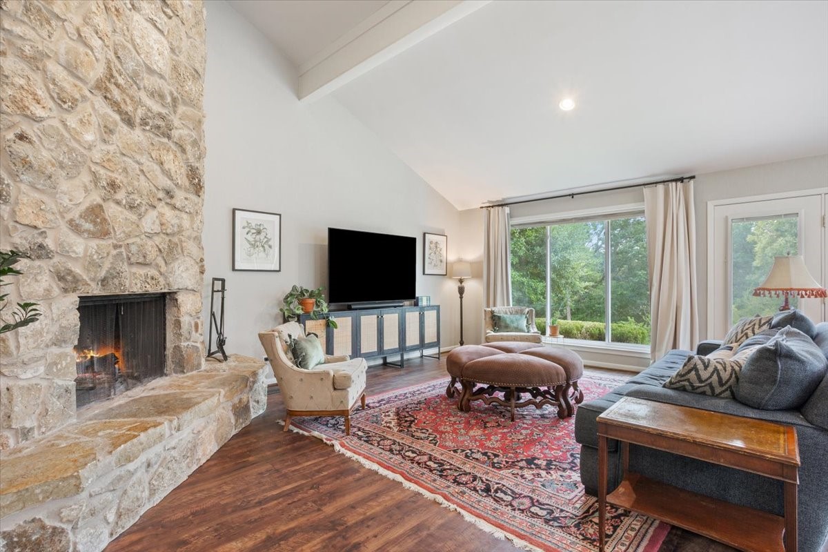 2424 Richards Drive