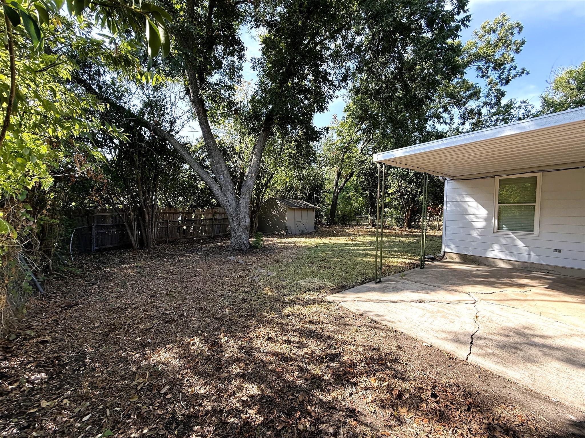 3520 Maple Avenue