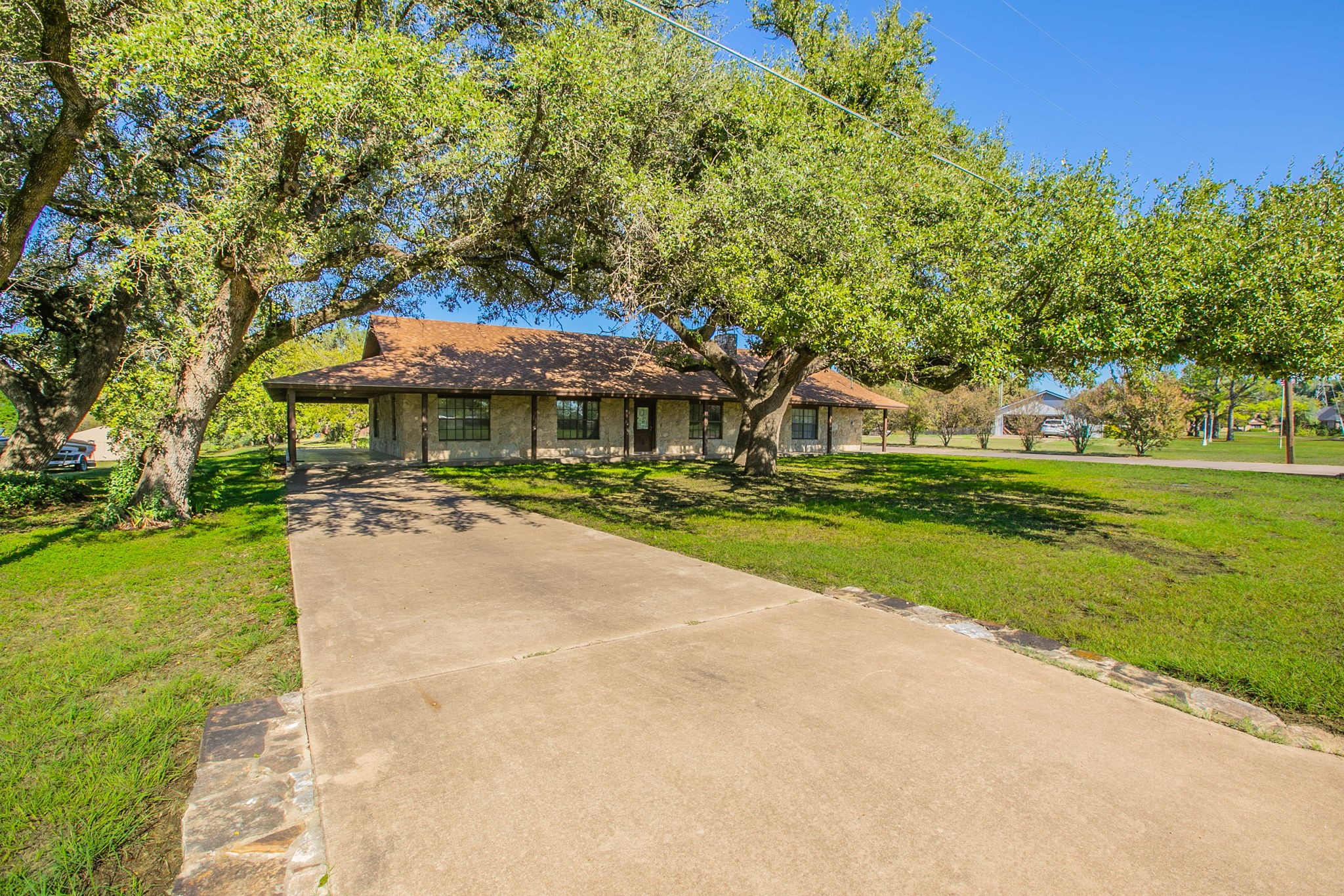 118 Spring Lake Drive