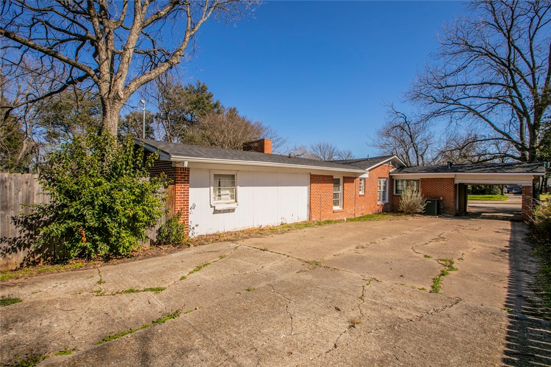 3021 Colcord Avenue