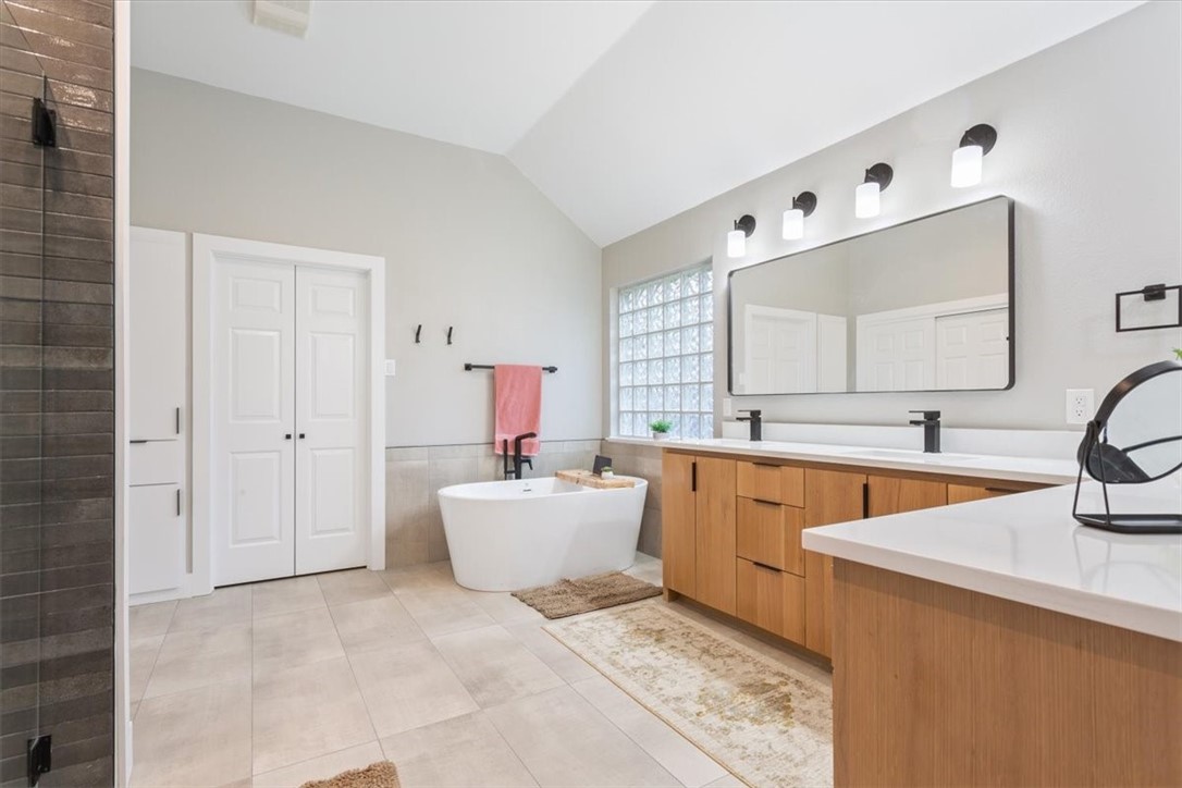 2065 Oak Glen Drive