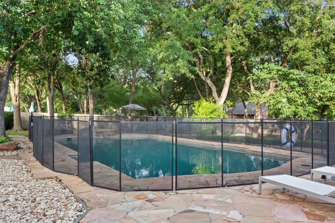 2065 Oak Glen Drive