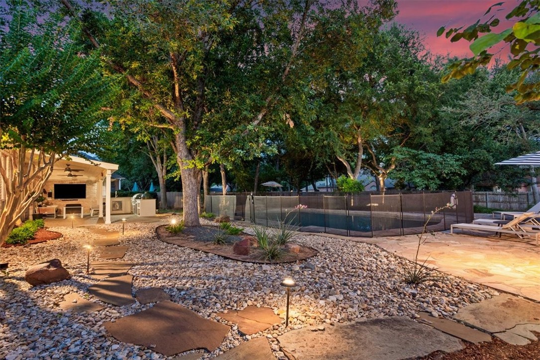 2065 Oak Glen Drive