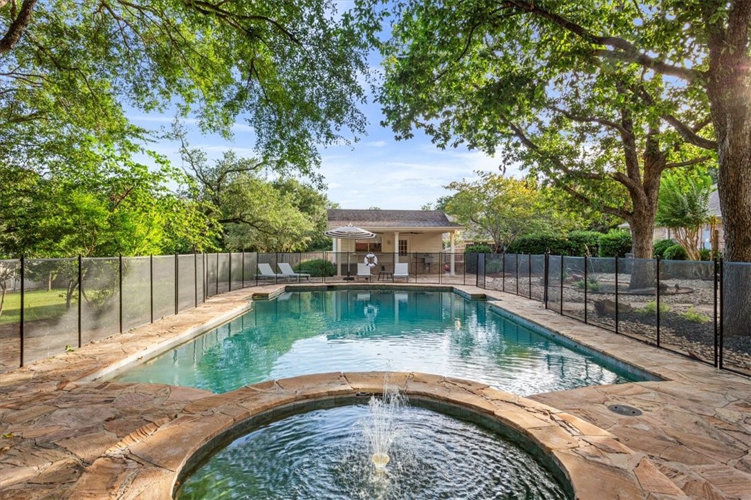 2065 Oak Glen Drive