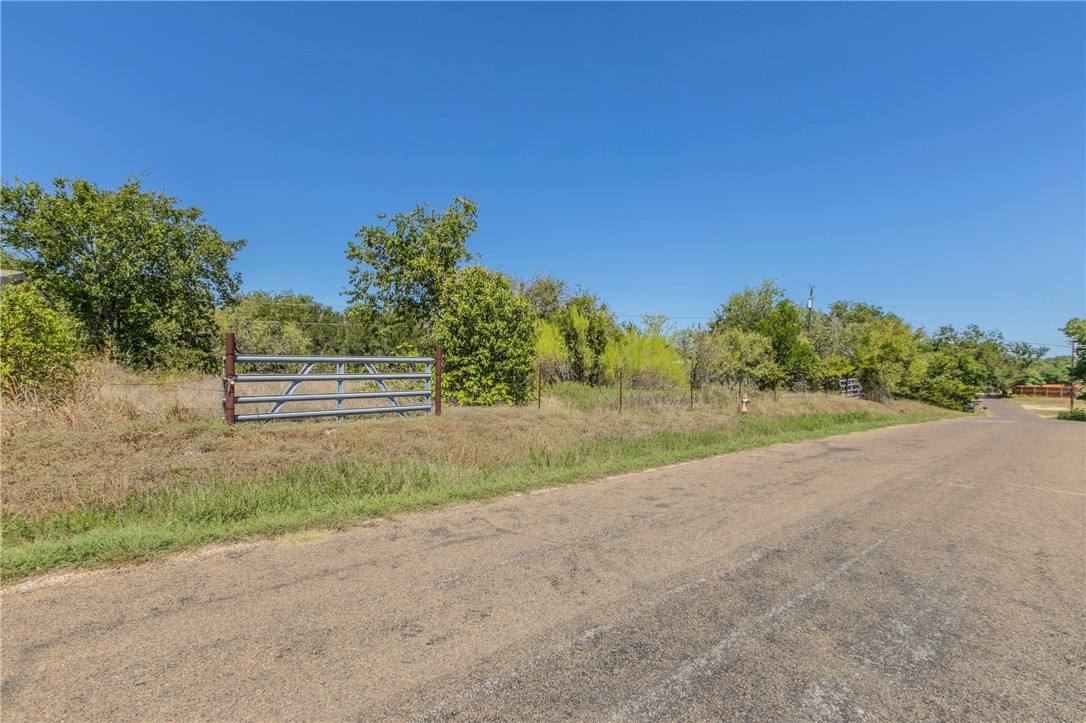 521 River Park Road