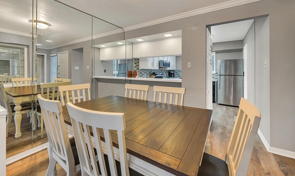 2903 Lake Shore Drive 301