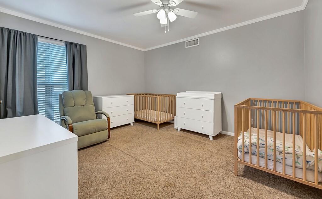 2903 Lake Shore Drive 301