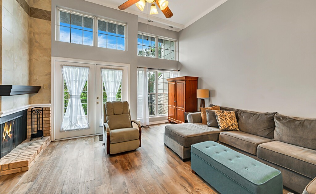 2903 Lake Shore Drive 301