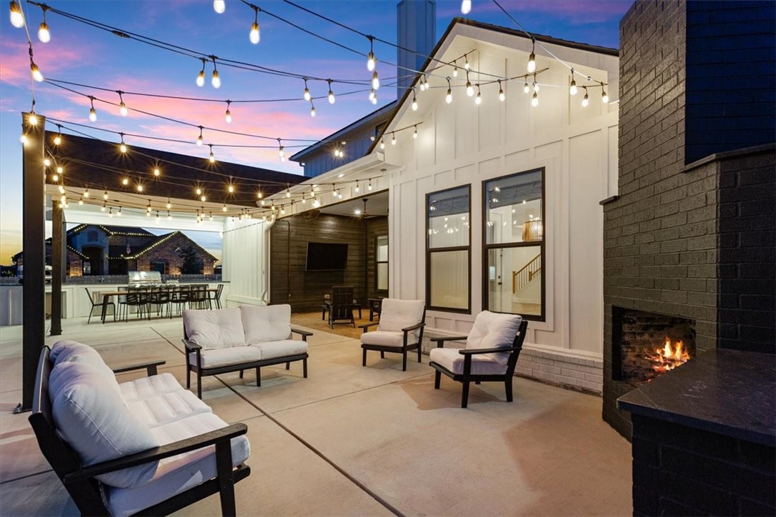 2208 Cushman Street
