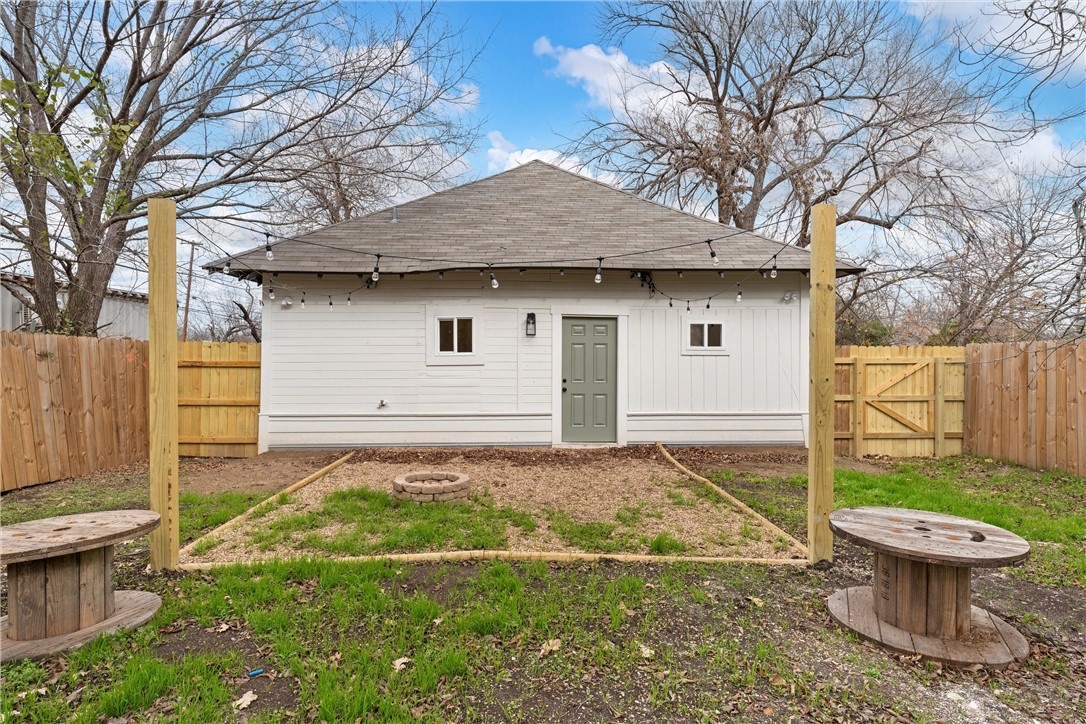 1404 N 11th Street