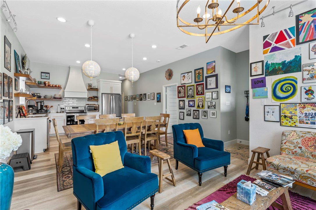 706 S 9th Street
