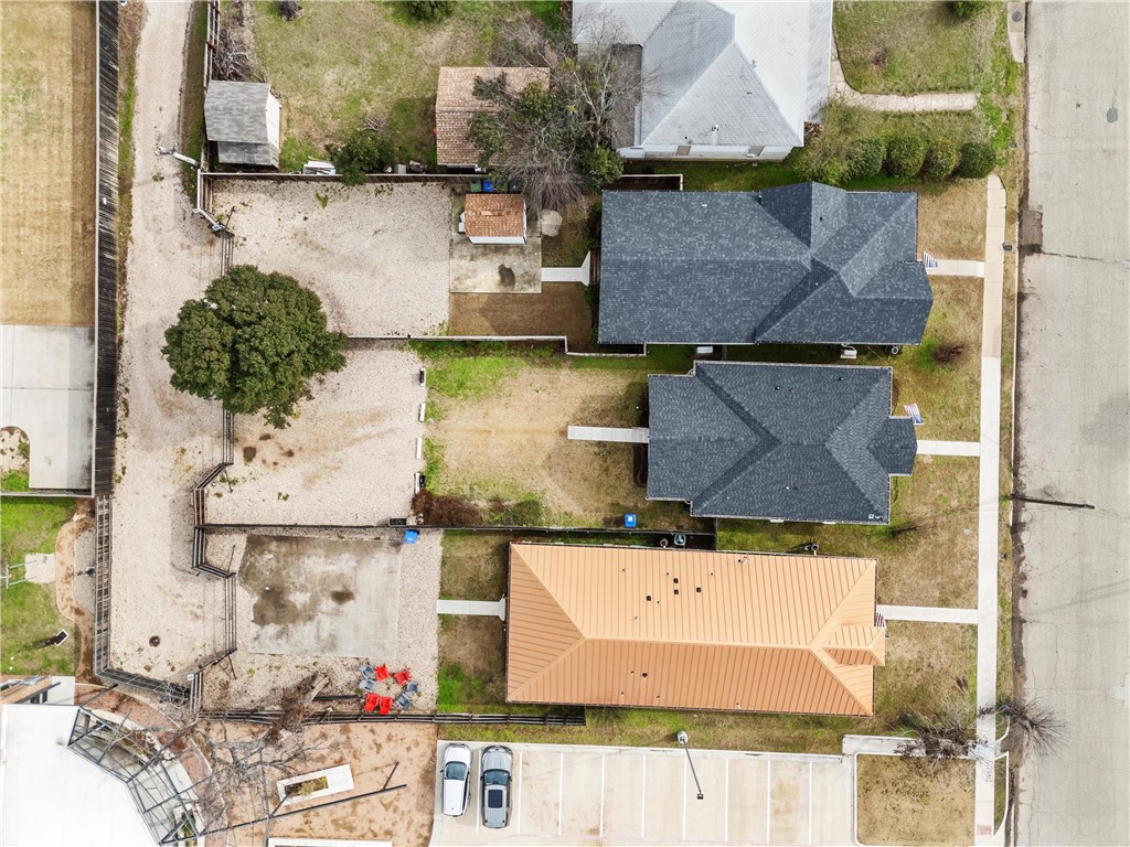 706 S 9th Street