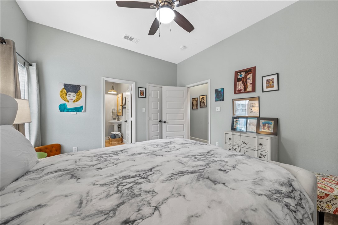 706 S 9th Street