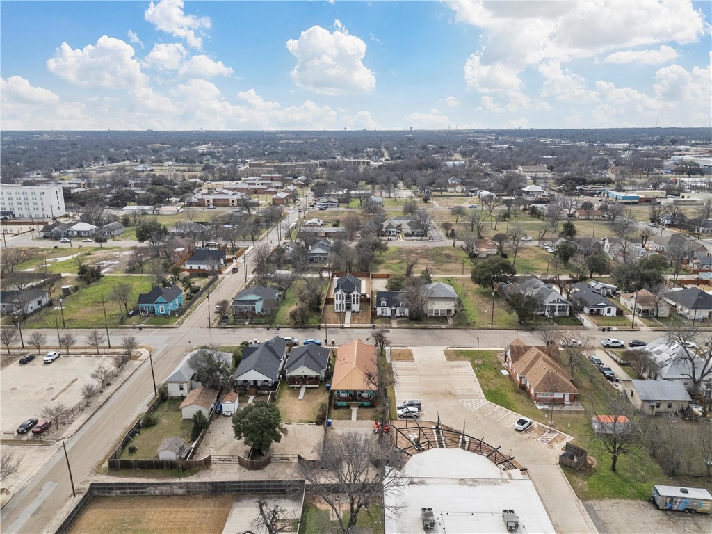 706 S 9th Street