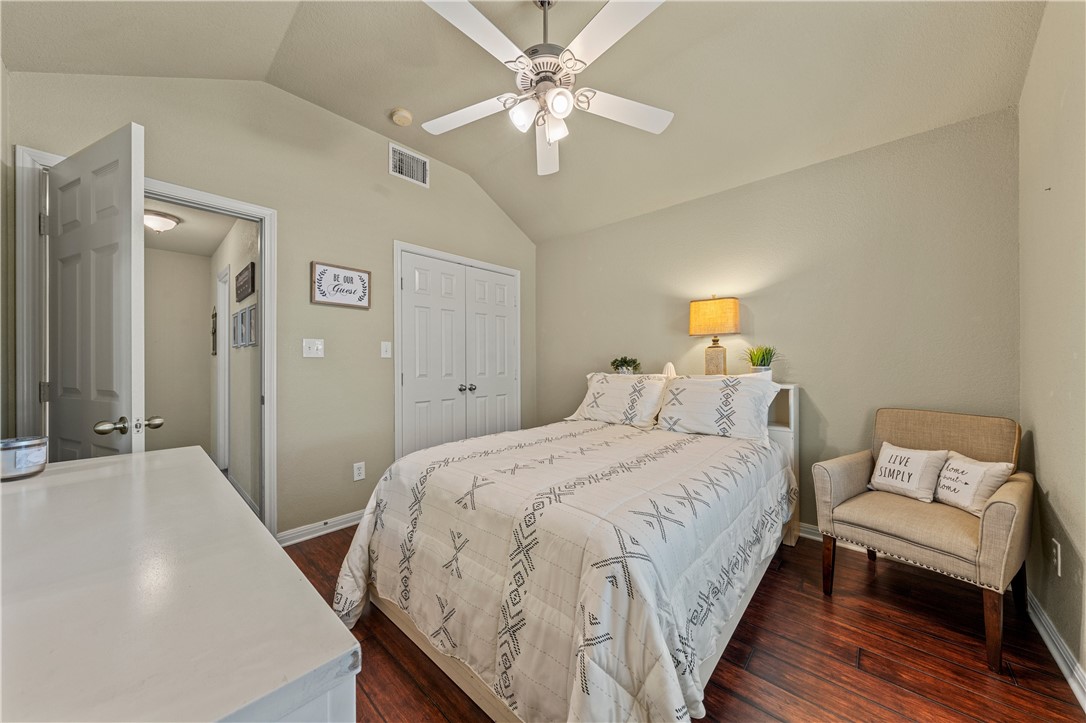 204 Topaz Circle