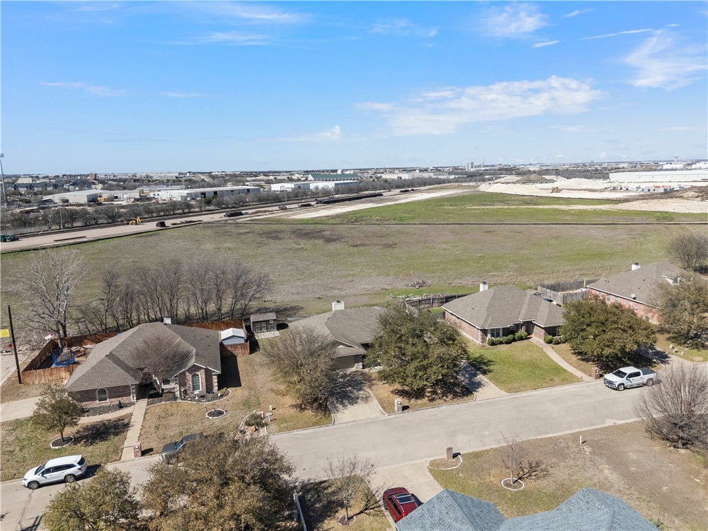 204 Topaz Circle