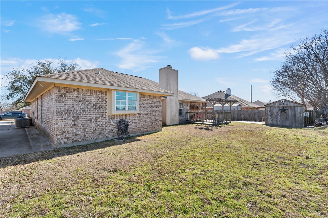 204 Topaz Circle